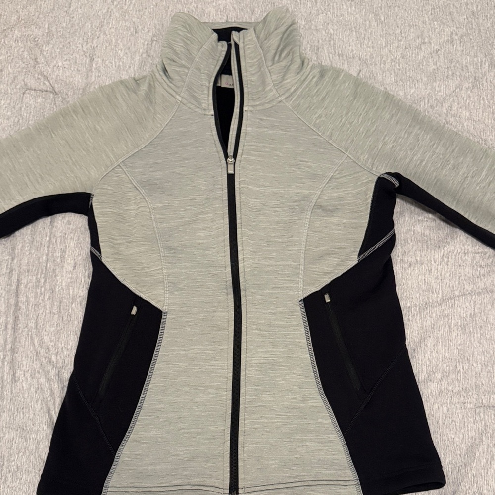 Athleta Women's Gray and Black Zip Up
